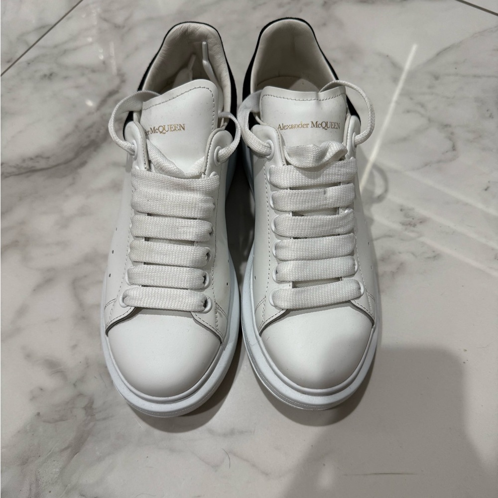 Alexander mcqueen